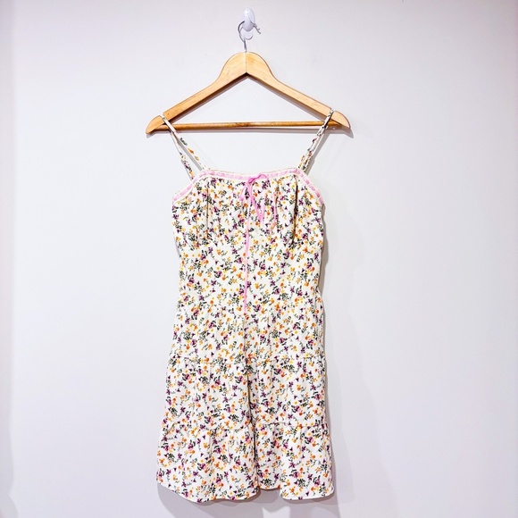 Cream floral dress - Picture 1 of 6